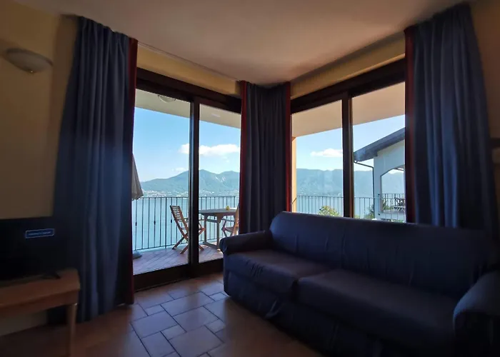 Residence Il Vigneto - Casa Sopralago شقة أوجيبيو